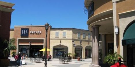 Las Americas Premium Outlets